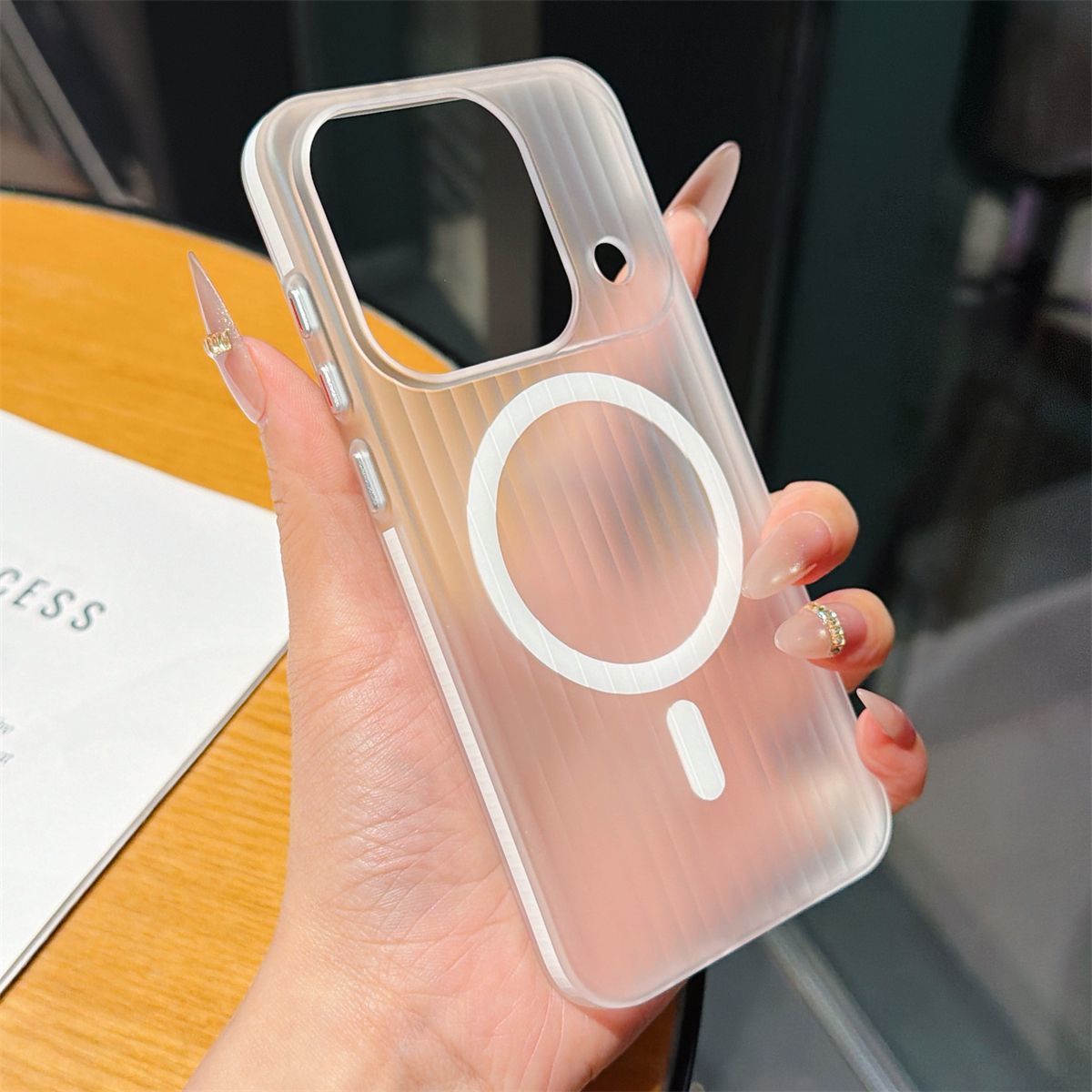 Casing Magnetik Bergaris Berge - Oppo Find X8 ulasan dan harga